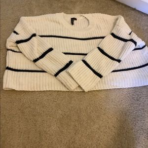 Dark blue and white striped sweater from moon and Madison size xs